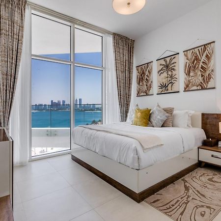 Luxury Azizi Mina Beachfront Apartments Dubai Exterior photo