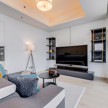 Luxury Azizi Mina Beachfront Apartments Dubai Exterior photo