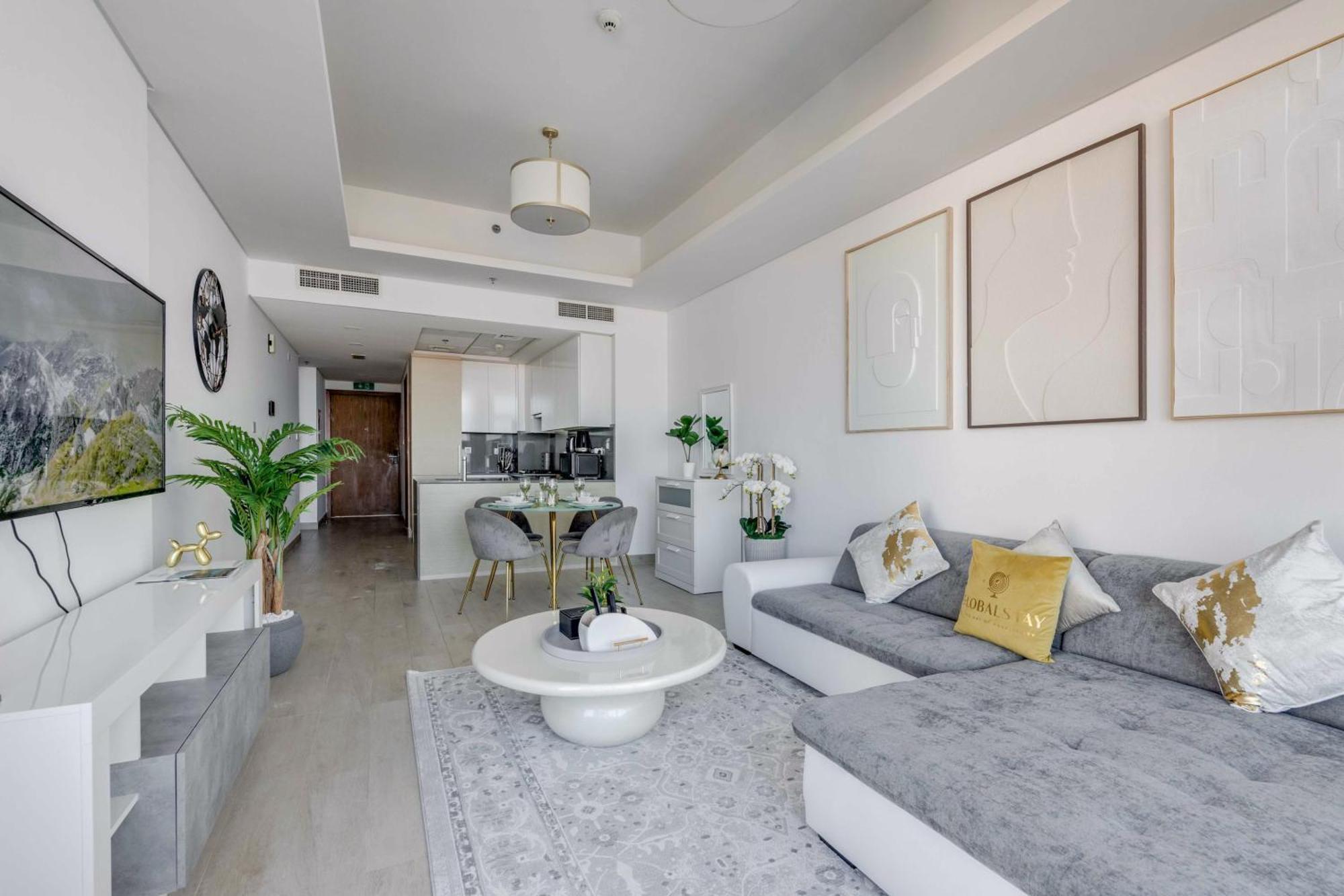 Luxury Azizi Mina Beachfront Apartments Dubai Exterior photo