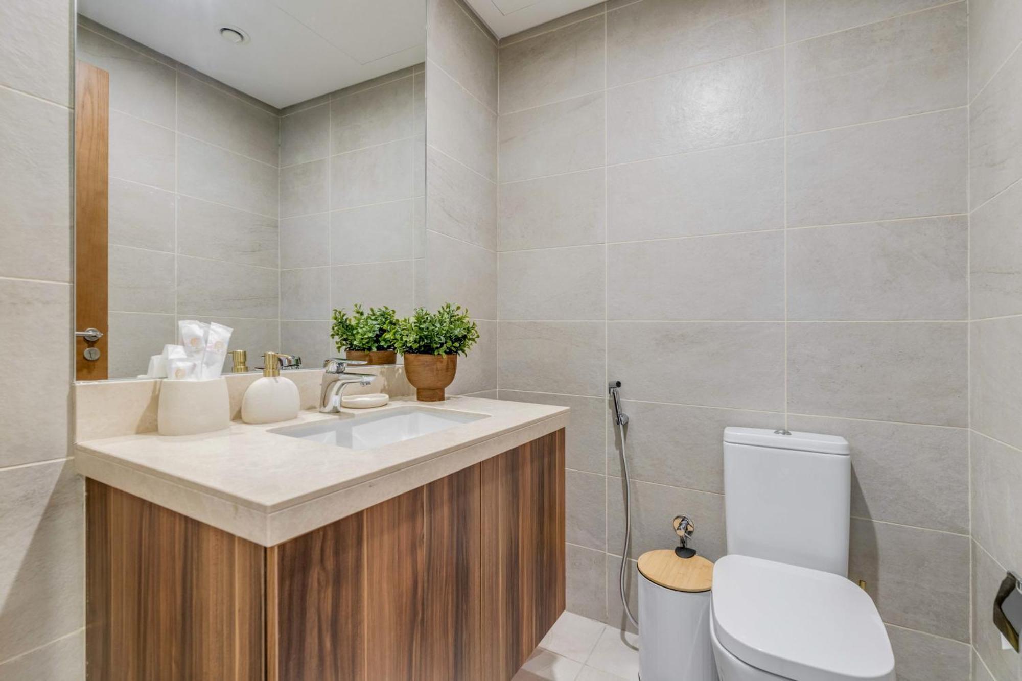 Luxury Azizi Mina Beachfront Apartments Dubai Exterior photo