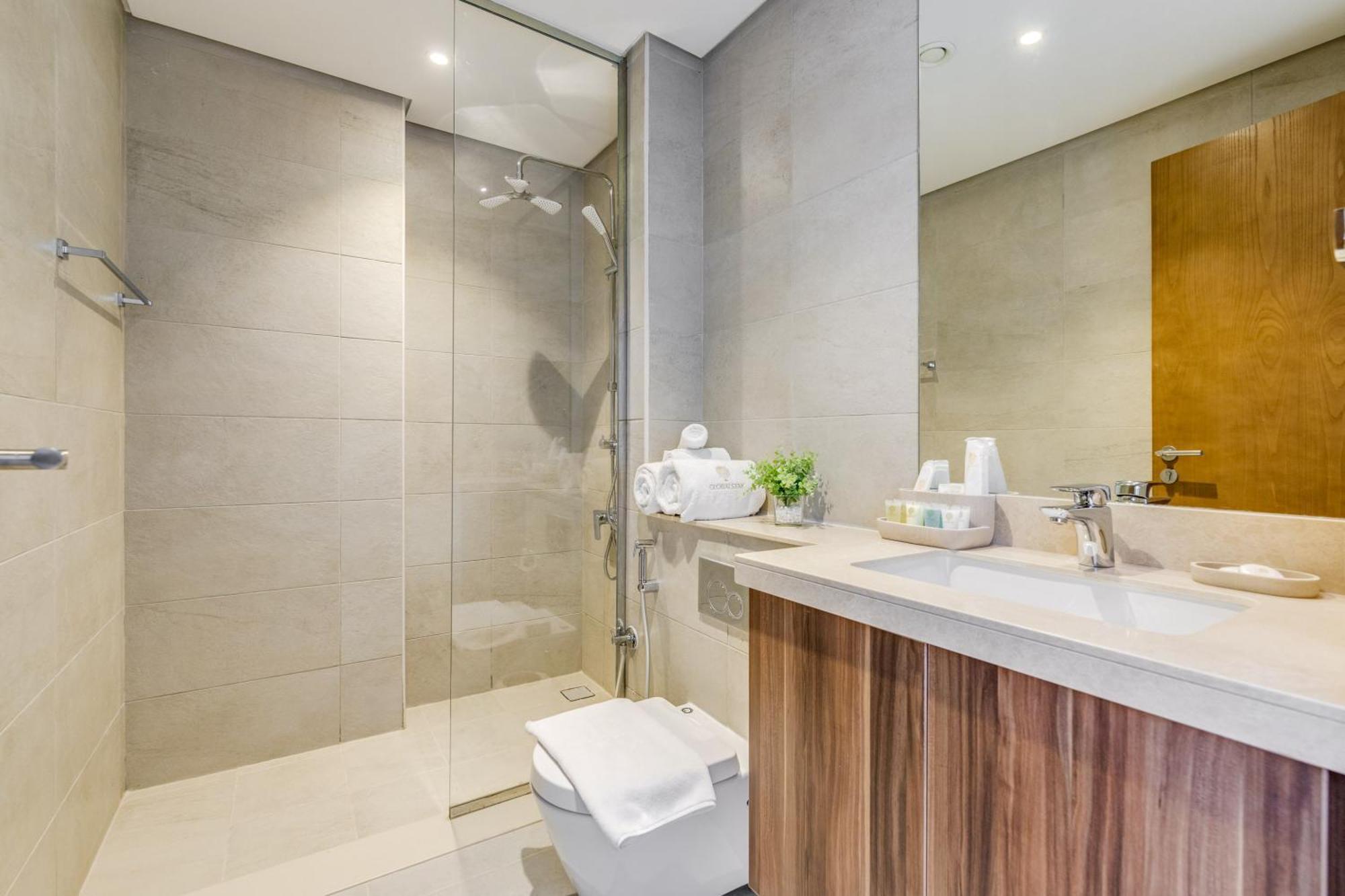 Luxury Azizi Mina Beachfront Apartments Dubai Exterior photo